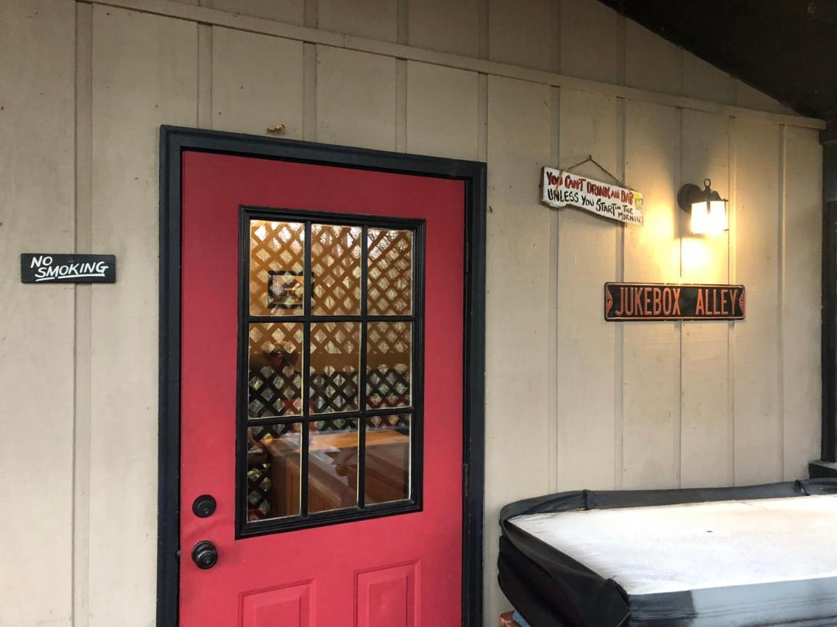 Mountain-Top Cabin Get-Away With Hot Tub And A View Sautee Nacoochee Exteriör bild
